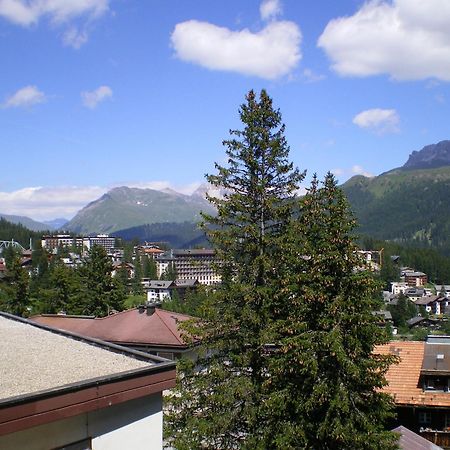 Hof Arosa 아파트 호텔 외부 사진